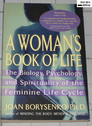 A WOMAN´S BOOK OF LIFE